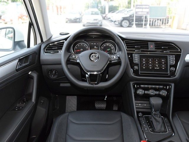 『大众汽车』大众豁出去了，21.1万跌至14.4万，5、7座可选，还要啥哈弗H6