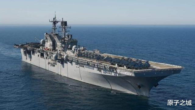 #美军#美军频繁在南海秀肌肉，关键时刻我军亮剑：两艘4万吨巨舰同框