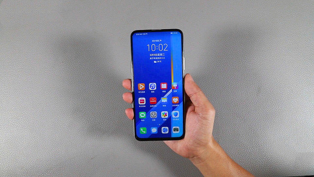 『华为手机』华为手机也分三六九等,这四款机型买对不吃亏!