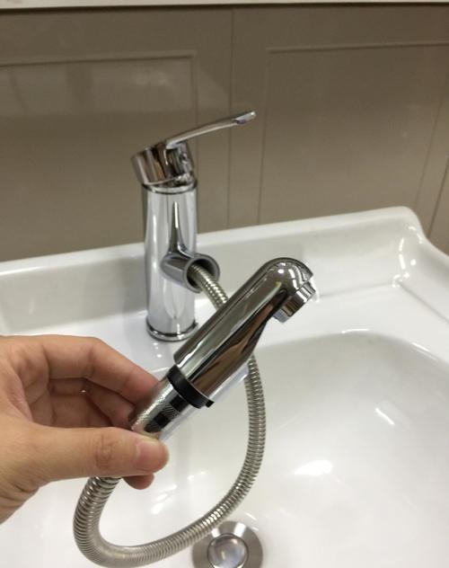 |六种新款卫生间五金,多花一百元,让生活质量提升一个等级