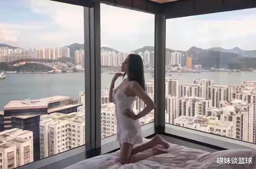 【国足】她是国足名将范志毅的女儿,身材高挑颜值高,肚脐装更是吸粉无数