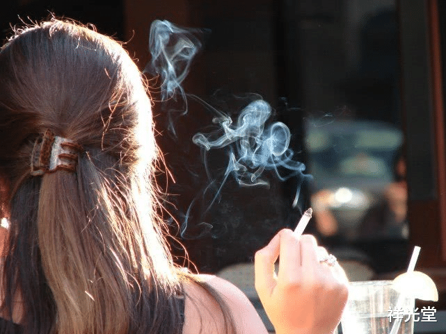 [肠息肉]肠息肉的“祸首”已经找到！提醒：两类食物请尽早拉入黑名单