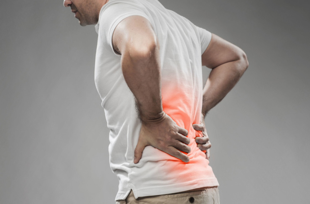 【高血压】肾脏发虚的男人老得快！嘴里出现3个异常信号，真要抓紧养肾了