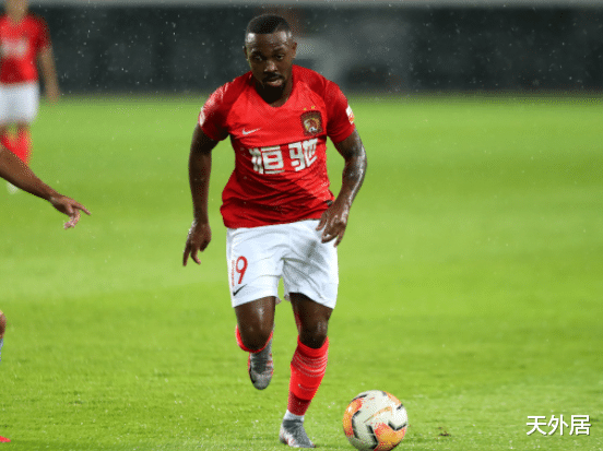 #国足#李铁收喜讯！今日起，5大无血统归化球员，已全部有了进国足资格