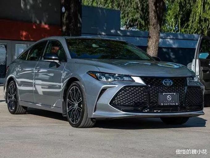 亚洲龙|搭3.5L V6+8AT，运动版“亚洲龙”首次曝光，运动感碾压锐志！