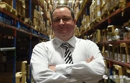 英超@身家超20亿镑，3年转会总投入-50万，英超最“抠门”老板终于滚蛋了？