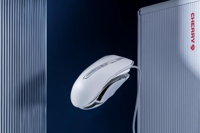 小米科技|独特分体可变形设计，CHERRY MC 8.1游戏鼠标上手体验