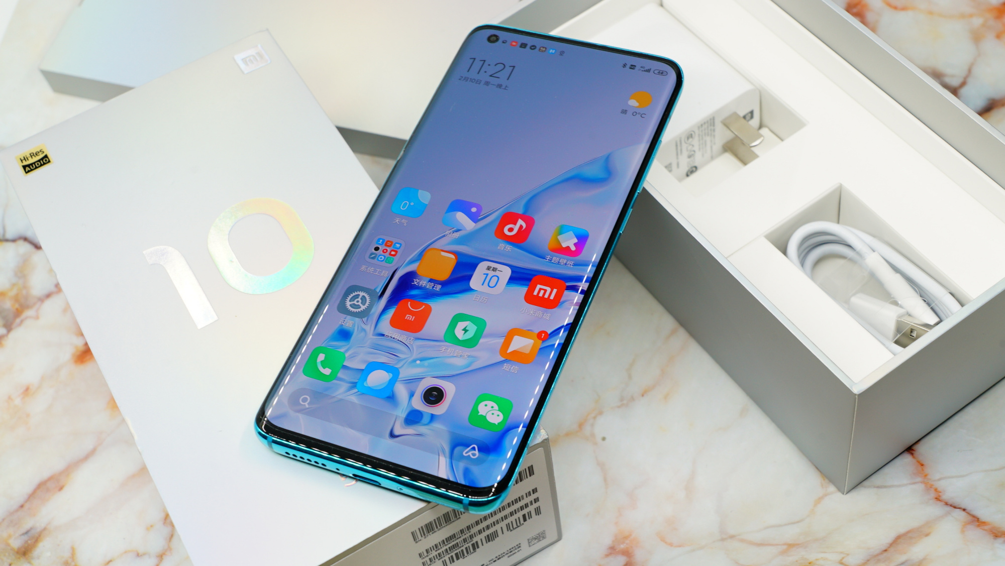 「曲面屏」最便宜的曲面屏5G手机,搭载6400万四摄降至2398,处境却十分不好