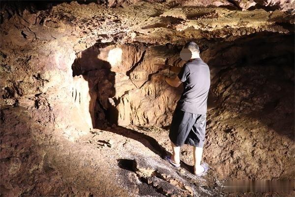 四川新闻网|90余天斗智斗勇击溃嫌疑人心理防线 27年前荣县“溶洞腐尸案”告破
