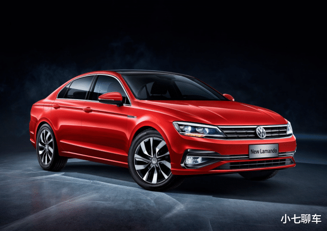 大众汽车▲大众终于“低头”了！比本田思域帅气，百公里油耗5.4L，14.29万起