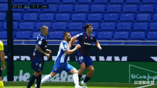 西班牙人▲人均球王?西班牙人官博被爆破:这后防,我以为对面上了2个梅西