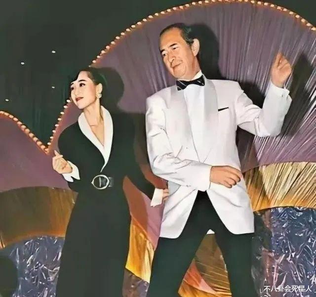 赌王：赌王“五太”近况：她带2亿嫁前任生活奢侈，有人做生意成女富豪