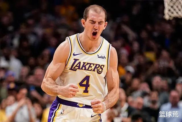 湖人队|27+13+10!湖人520万捡到宝,没有布拉德利又何妨?