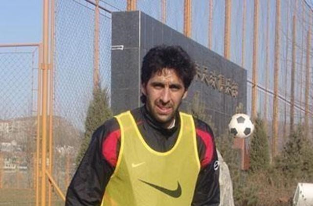 【山东鲁能】鲁能冠军中卫身高1米95，南美现役国脚，球迷：这名外援买得值