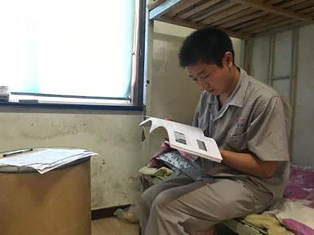 数学:河南快递小哥热爱数学, 自学破解数学百年难题, 浙大教授都请他讲课