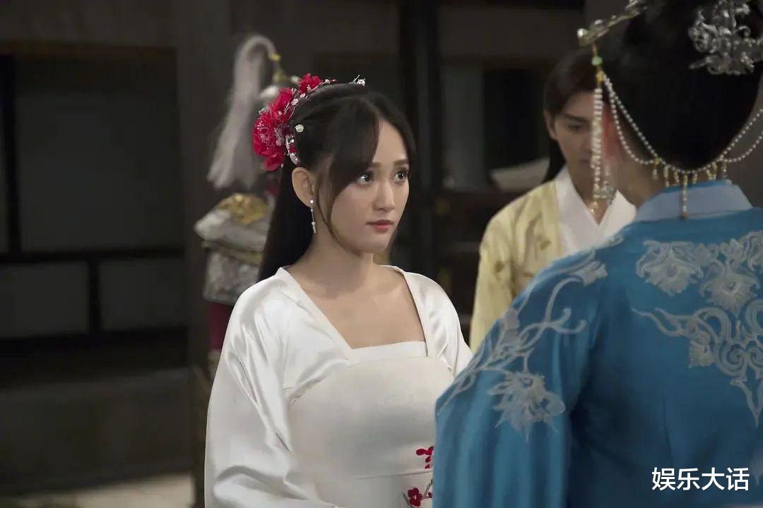 古装剧|国产古装剧，求求你看看“编发+?发带”吧！