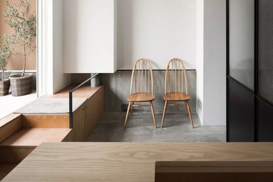 留白+原木色=纯粹