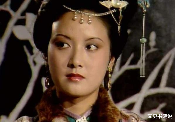 邓婕|身高1米53却演出1米72的气场，邓婕是如何一步步变成王熙凤的？