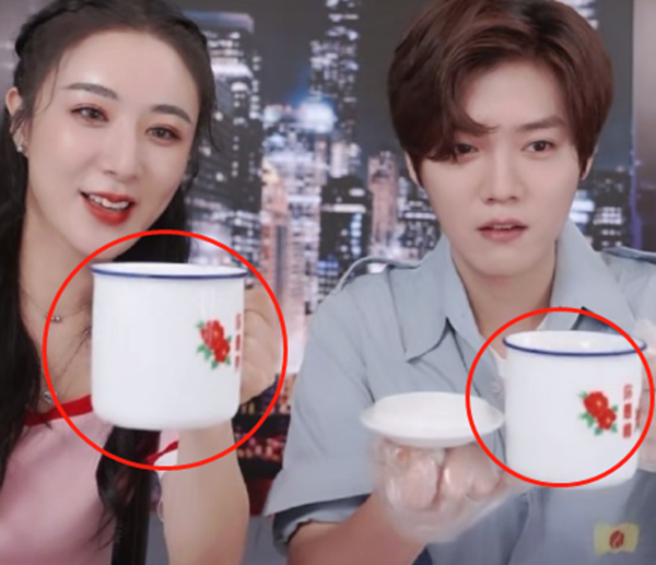 鹿晗|薇娅直播时无意露出肩带,谁注意鹿晗做了啥?救场动作堪称教科书