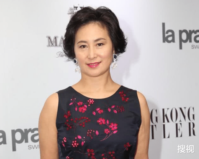 赌王|何鸿燊最疼爱的女儿，身家远超“赌王”，如今58岁无人敢娶