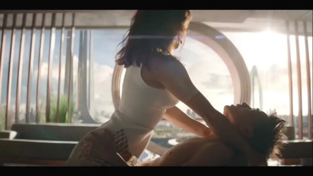 |在这里,没有隐私,没有家庭,人类随意共享伴侣