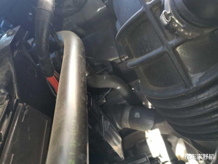 二手车|宝马740车主无语，才开一年贬值20万，普通擦挂竟给切了门槛梁