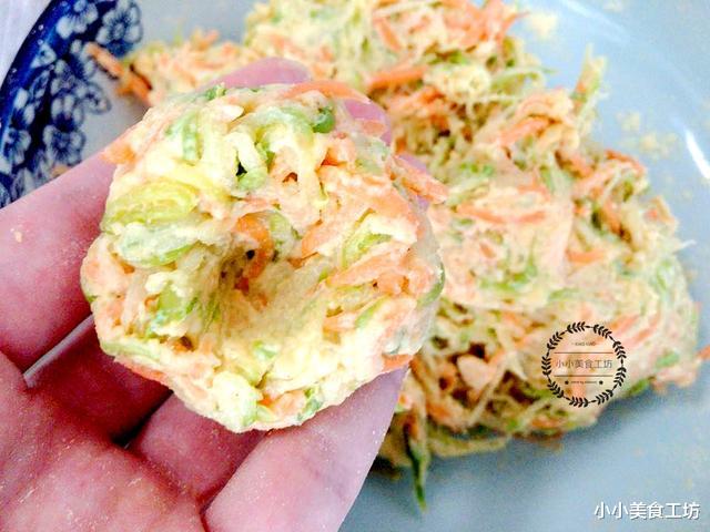 西葫芦▲夏天孩子最馋它，蒸一蒸就上桌，营养又简单，好吃不发胖