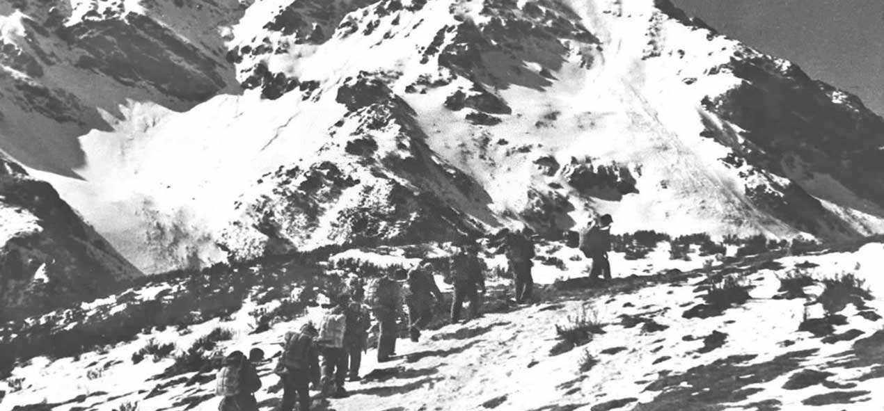 长征@参加长征的30名女红军,喊出:不得组织8块钱,8块钱什么意思?