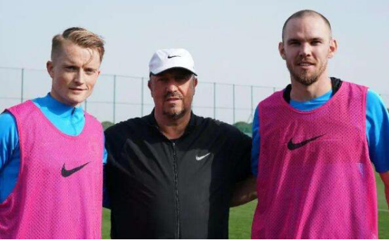 大连|尘埃落定!贝帅在大连队未来去留终于有定论,球迷直言早该这样做