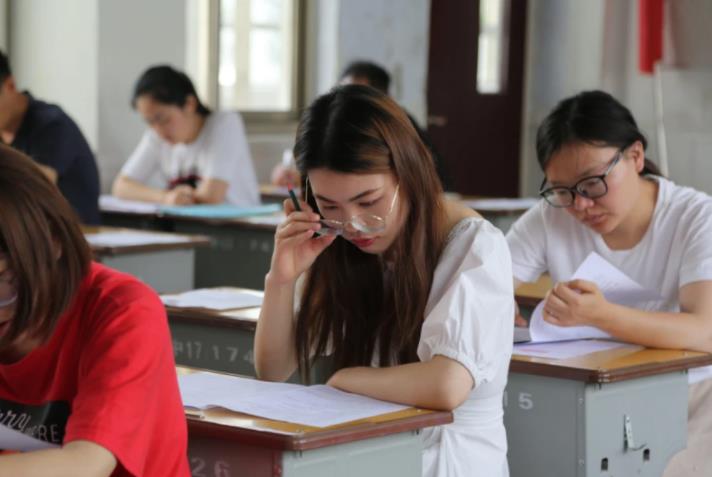 大树成长营 大连理工学生车祸为何受关注？校园车祸身亡罕见，肇事者是校领导