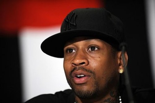 艾弗森|艾弗森：NBA只有四个人的影响力达到全世界，我还不够格！