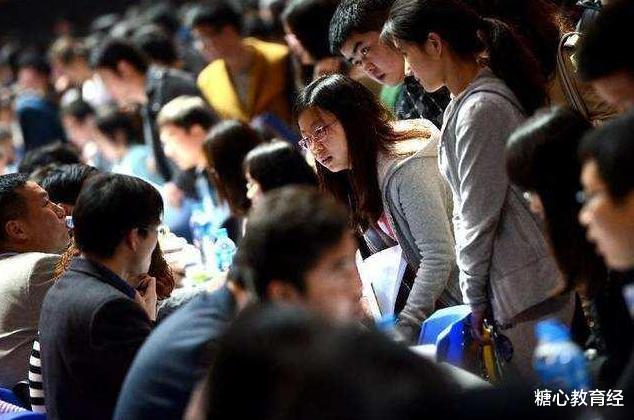 大学|考上二本大学有前途吗？二本大学出来干什么工作？听过来人怎么说