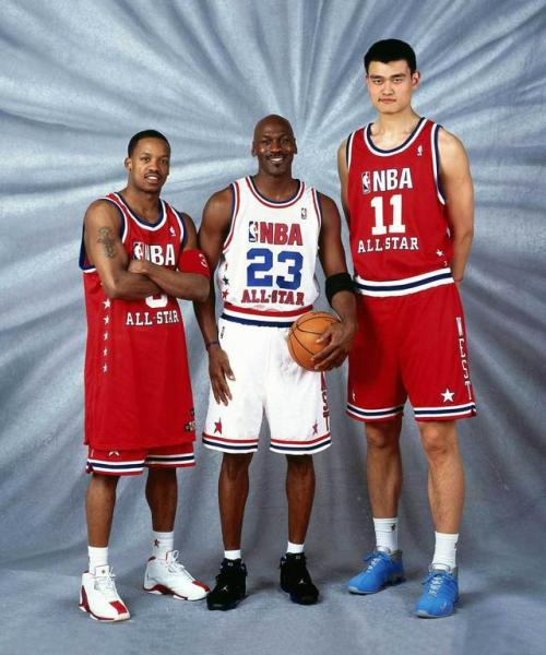 姚明@当年火箭队不选择姚明，会被哪只球队选中呢？