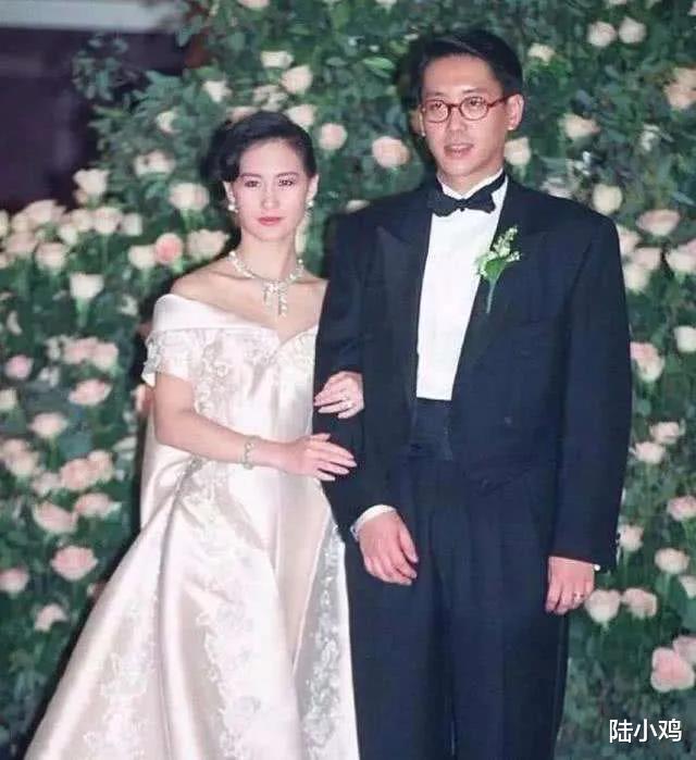 许晋亨▲深爱刘嘉玲，和何超琼离婚，情定李嘉欣的许晋亨是幸还是不幸？