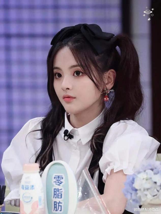 发型|丸子头已经不流行了，今年这5种“发型”是真火，简单大方显脸小