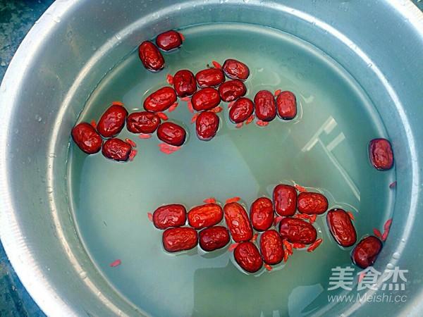 #红枣#它是“春季第一果”，维C是苹果的6倍，补血养颜，女性别错过