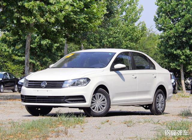 大众汽车：不愧是大众的“牺牲品”！从8.7万跌到5.7万，难怪国产轿车不好卖