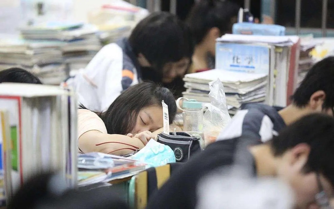 教育部@教育部明确表示：这4种考生即使成绩再好，也不能参加2020年高考