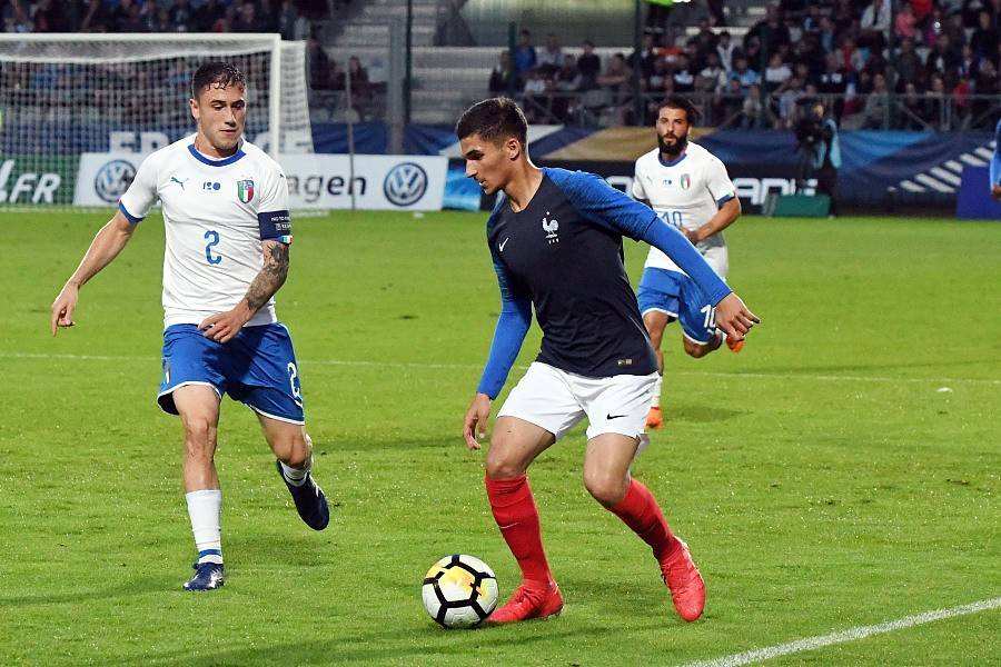 皇家马德里@尤文将与皇马就5000万欧元的法甲天才中场展开一场转会大战