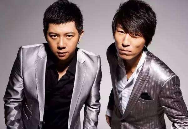 『梁静茹』2000年世纪之初的最火歌曲盘点,有的歌依然至今传唱