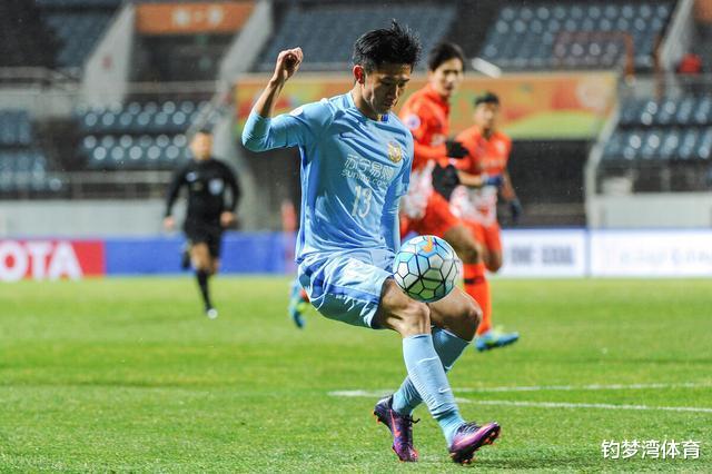 江苏苏宁|昔日潜力股几近荒废，被中超苏宁弃用2年，罪魁祸首仍被球迷记恨