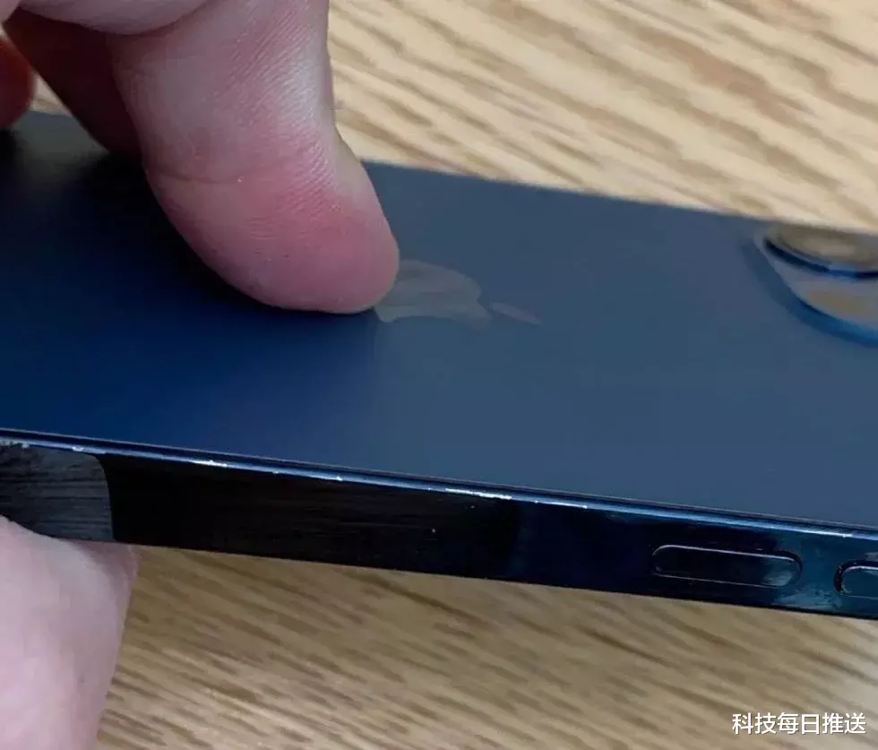 iphone12|iPhone 12大规模绿屏，商家却不给退货