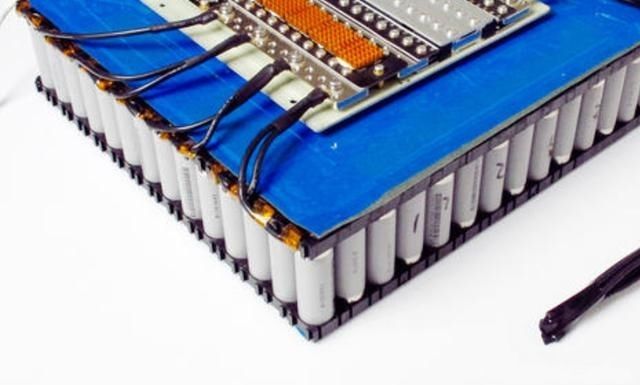 电动车|电动车60伏20安的铅酸电池可以替换成60伏50安的锂电池嘛？怎么样？