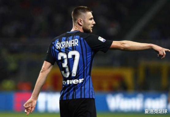 曼联|皇马巴萨都想要他！曼联以6500万欧报价世界级中卫！