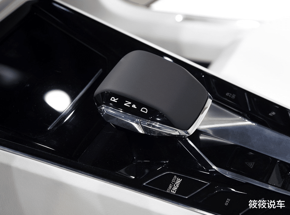 『大众汽车』大众新“静音王”登场,配无框门+豪华沙发,爆245马力,零百6.5S