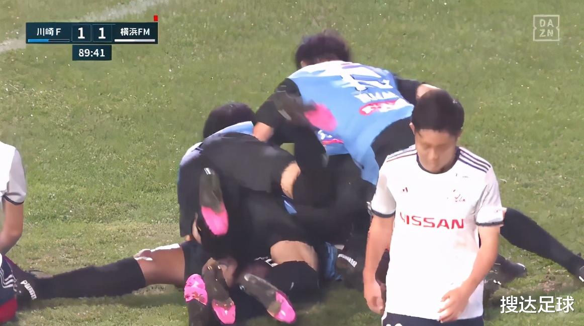 亚冠|3-1，双杀卫冕冠军！他们终止2轮不胜，再赢一场即夺冠