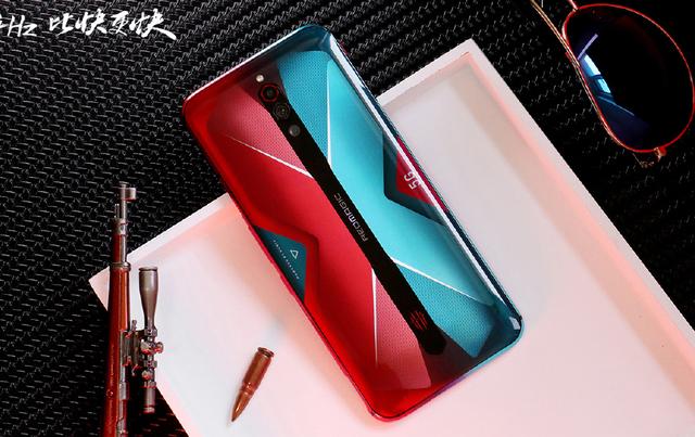 「小米科技」全球性能最强劲的五款手机，你的手机有上榜了吗？