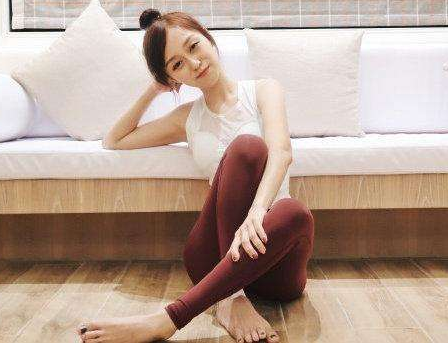 郑多燕@郑多燕复胖后销声匿迹，蒋黎明仍活跃，网红健身教程可信吗？