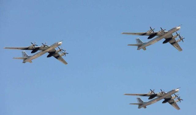 核武器|50多架战机逼近边境,海航司令部接到高层指令:一旦越境全部击落