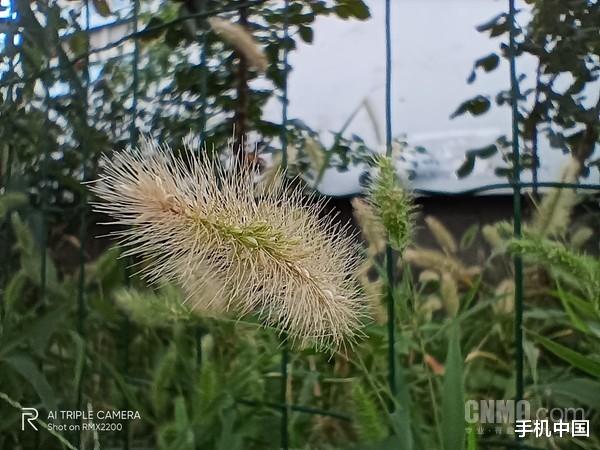 5g手机|真我V3评测：首款百元级5G手机开启年轻人越级之路